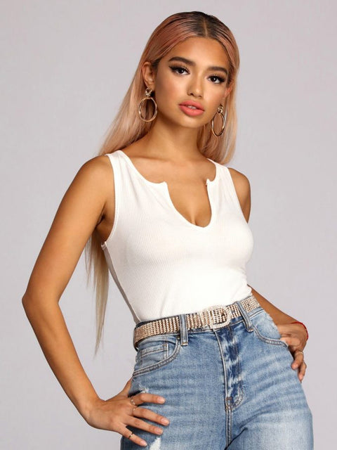 girl wearing gold rhinestone crystal waistband diamond belt fashion