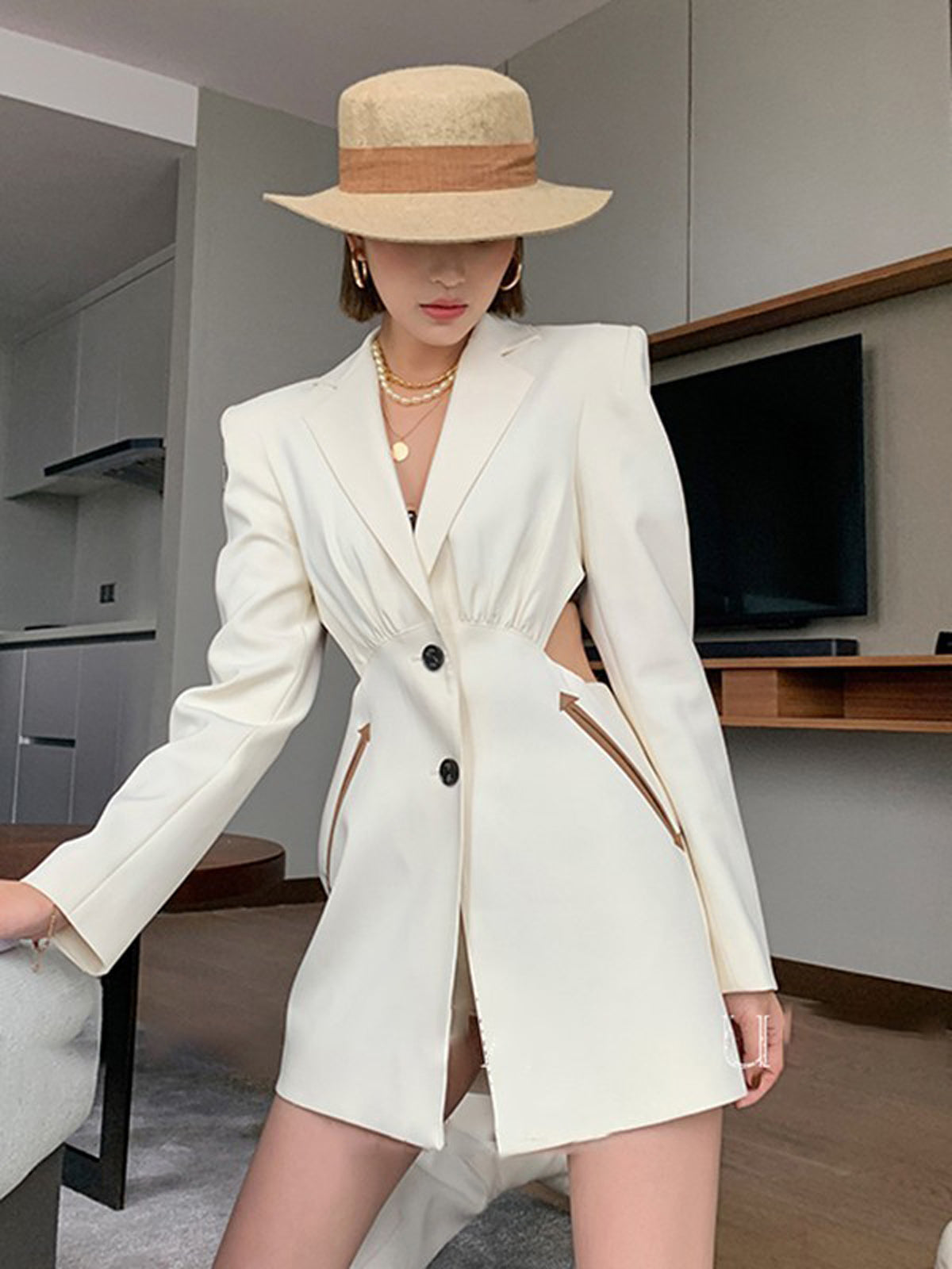 Cut-Out Side Blazer - White Small Cut-Out Side Blazer - White Small